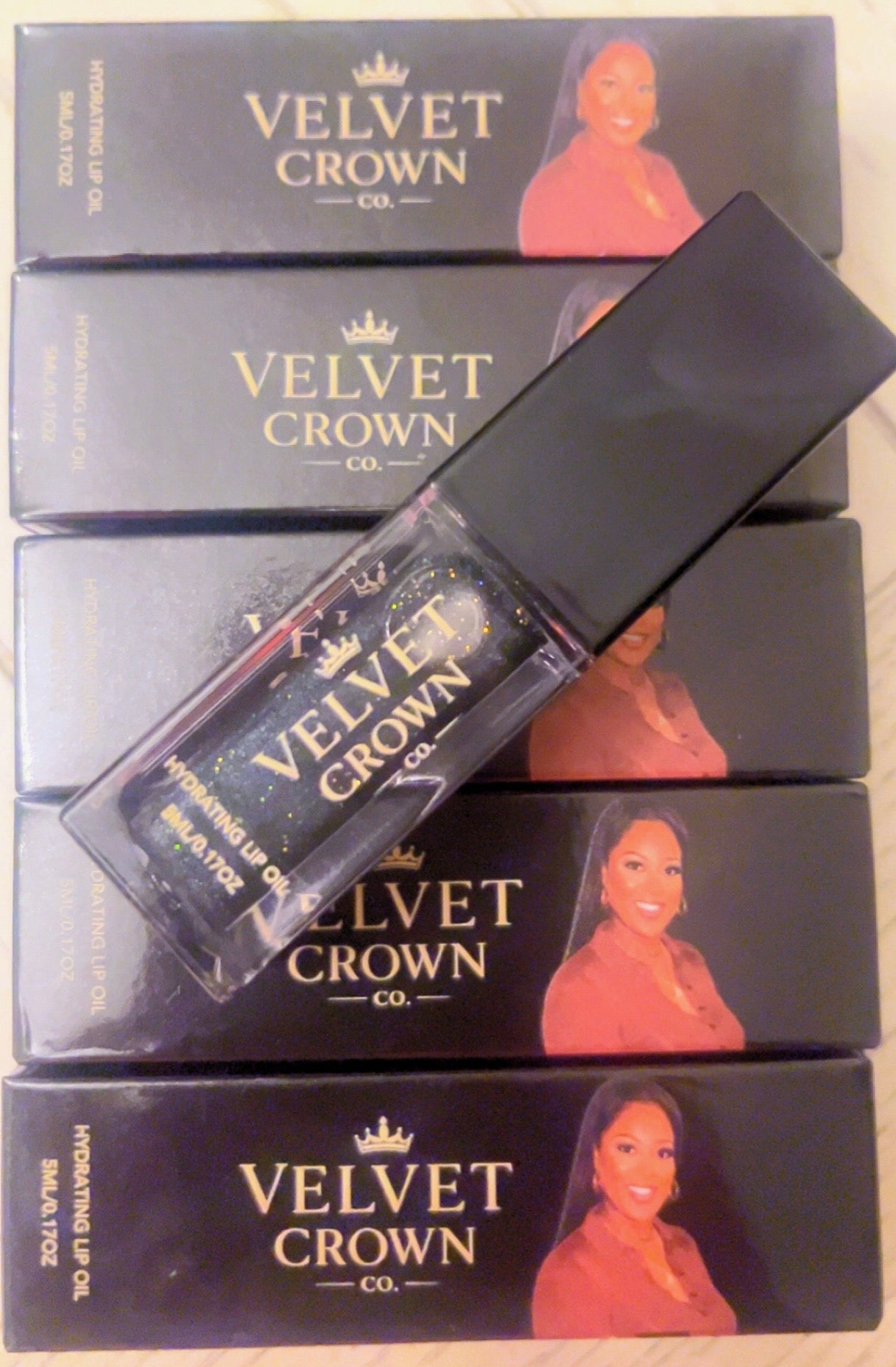 Color Changing Lip Oil (Black Current)